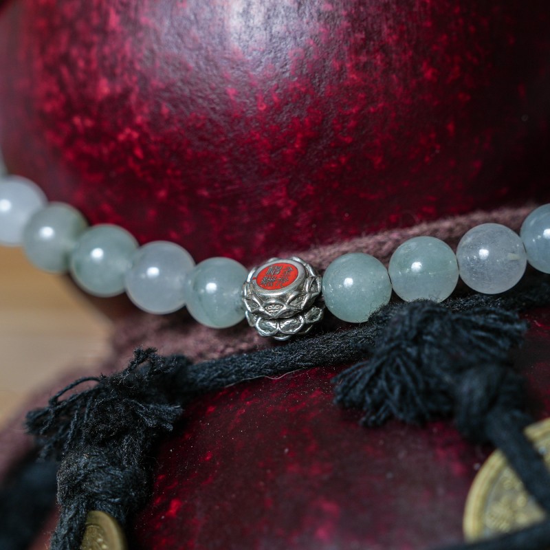 Double-loop handheld bracelet - Image 2